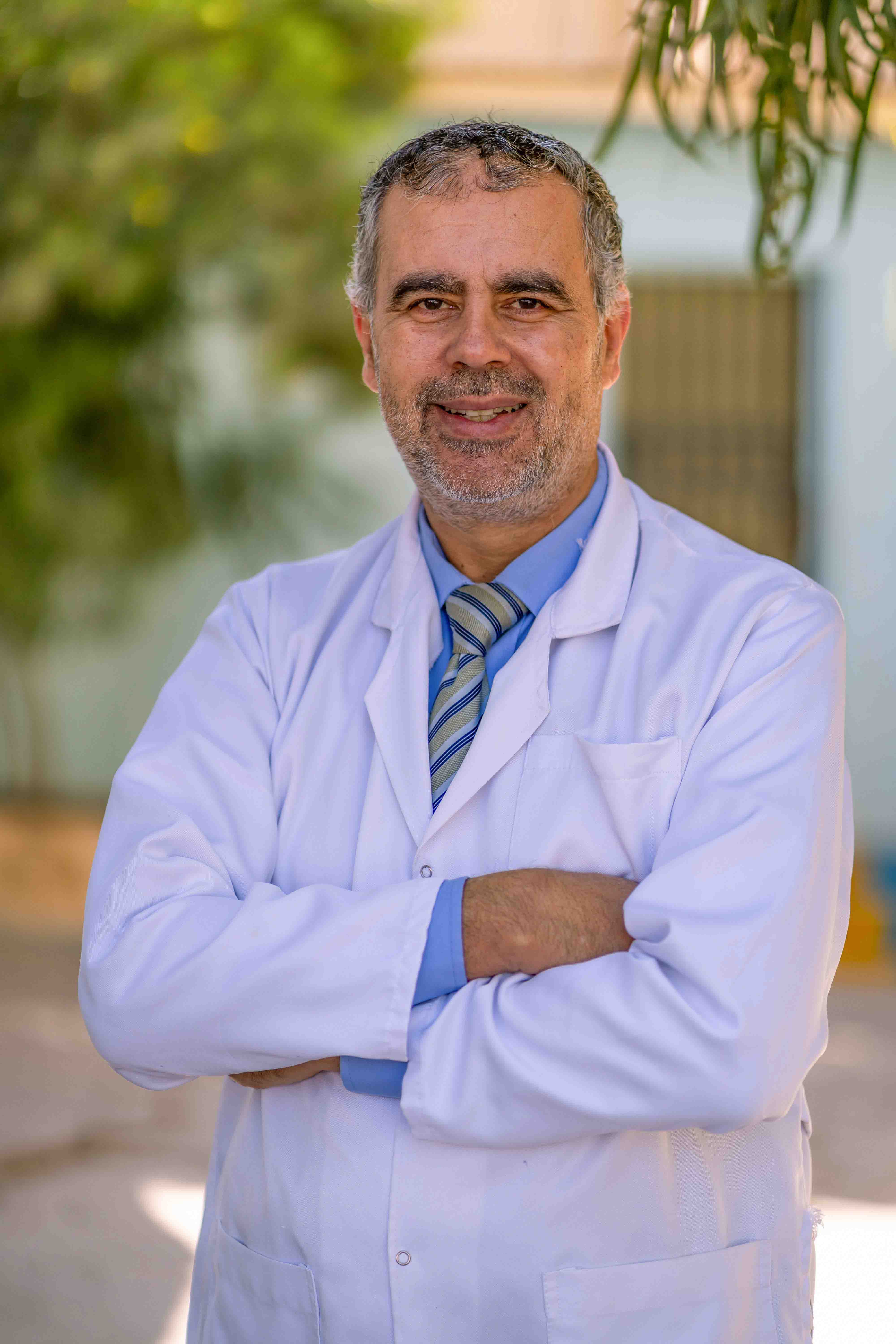 Dr. Esmail Refaat